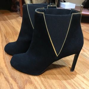 Stunning suede booties leather sole from Spain